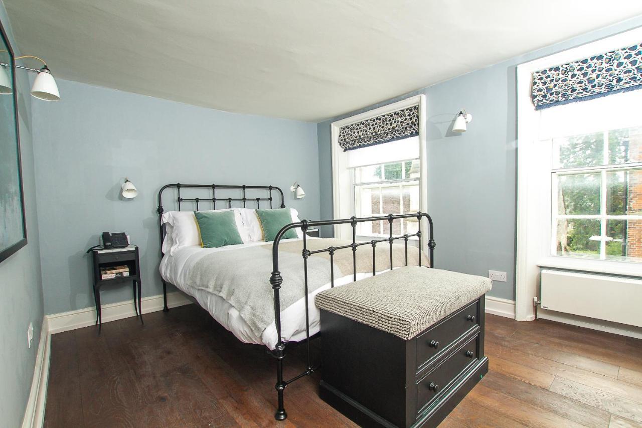 Hotel The King's Arms 4*