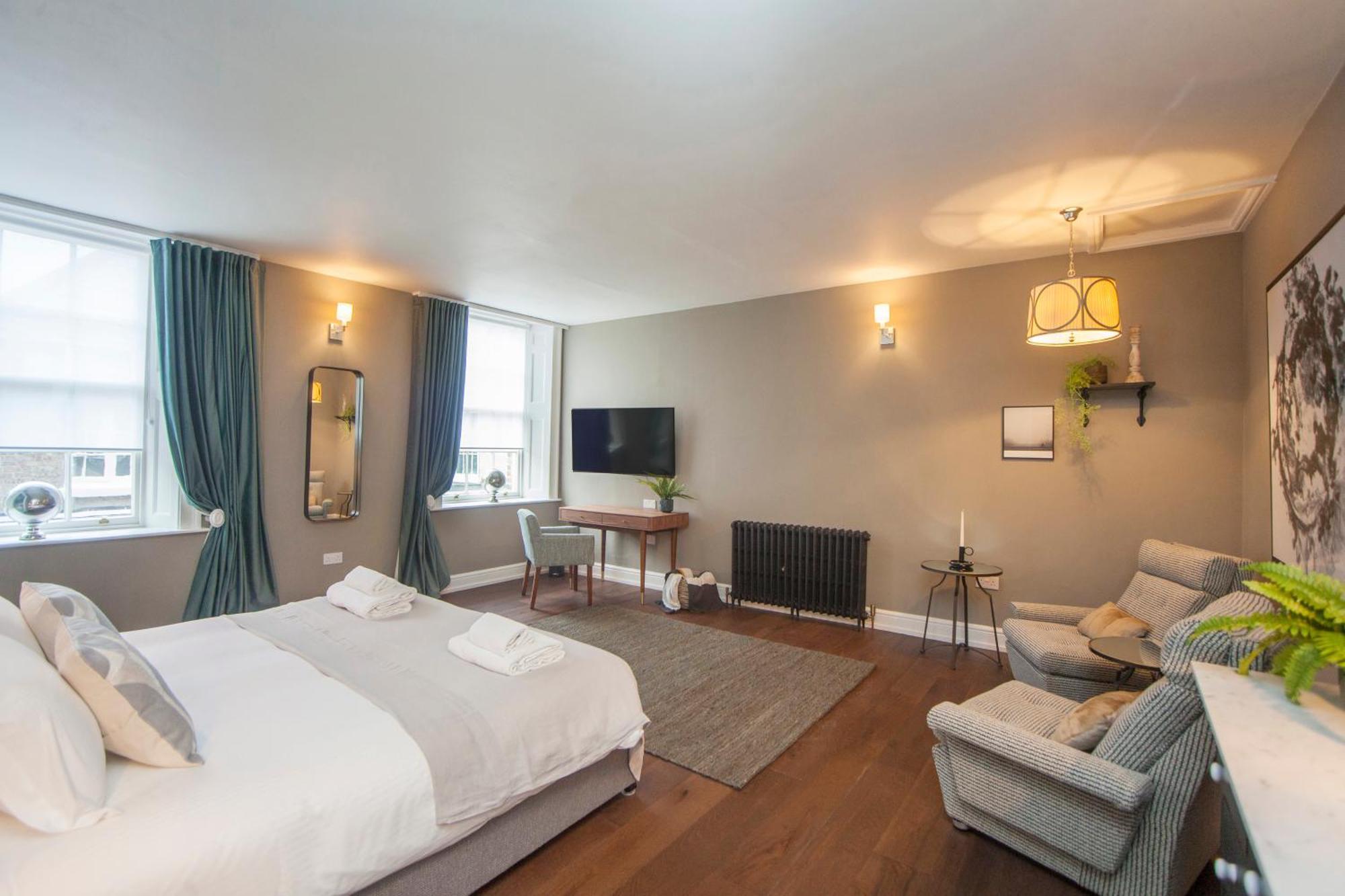 The King's Arms 4* Dorchester